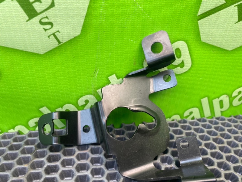 Кронштейн, 600 рублей, Калининград