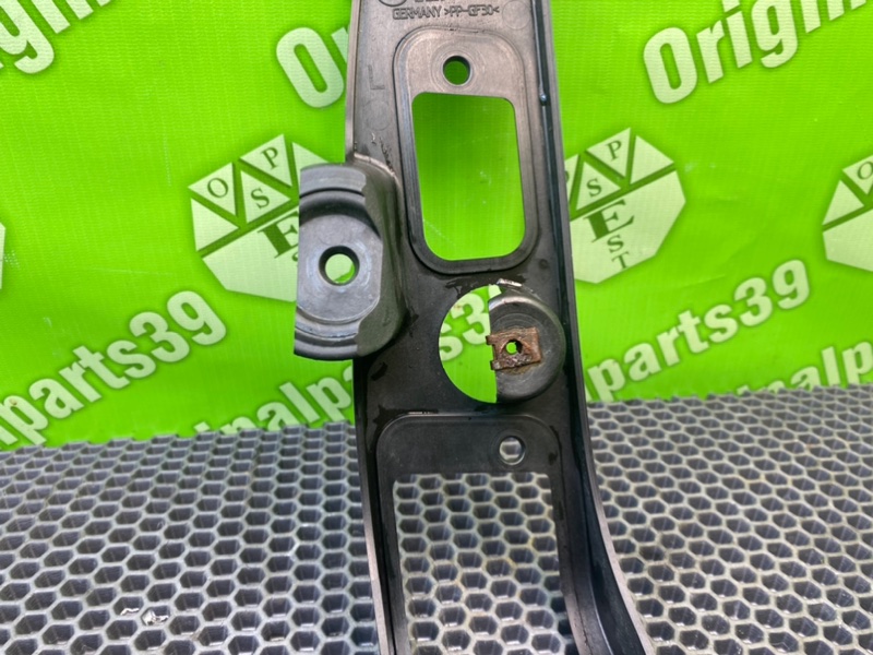 Кронштейн бампера, 1000 рублей, Калининград