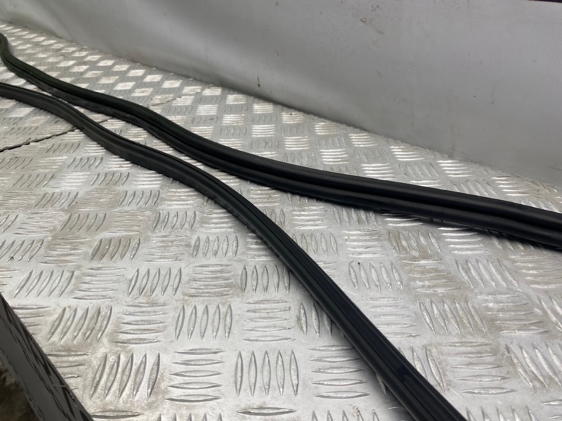 Резинка багажника, 2100 рублей, Калининград