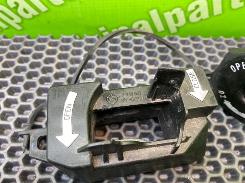 Крепление запаски, 1400 рублей, Калининград