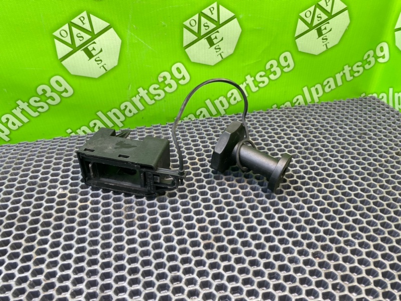 Крепление запаски, 1400 рублей, Калининград