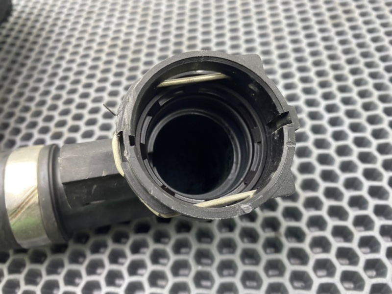 Патрубок, 2700 рублей, Калининград