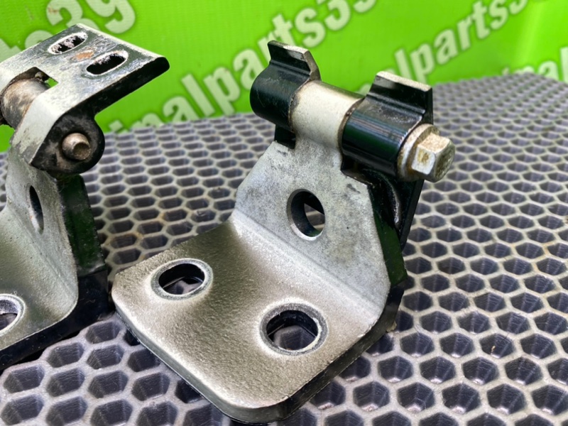 Петли дверей, 1600 рублей, Калининград