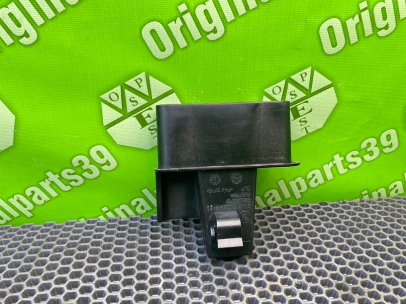 Кронштейн, 800 рублей, Калининград