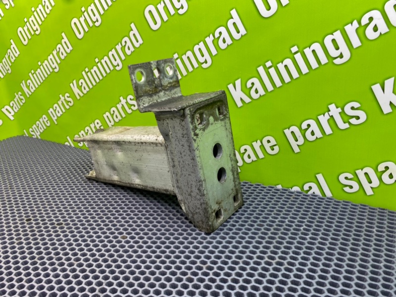 Кронштейн, 1600 рублей, Калининград