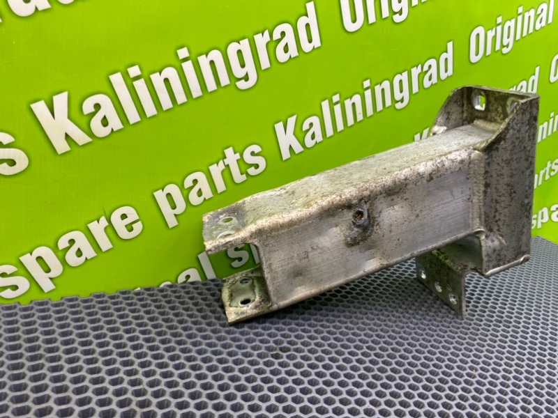 Кронштейн, 1600 рублей, Калининград