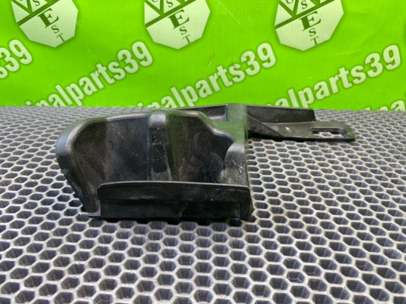 Кронштейн бампера, 1000 рублей, Калининград