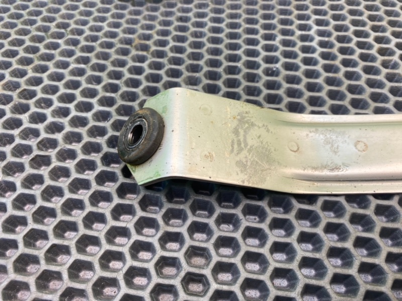 Крепление топливного бака, 1000 рублей, Калининград