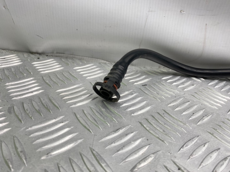 Трубка топливная, 1000 рублей, Калининград