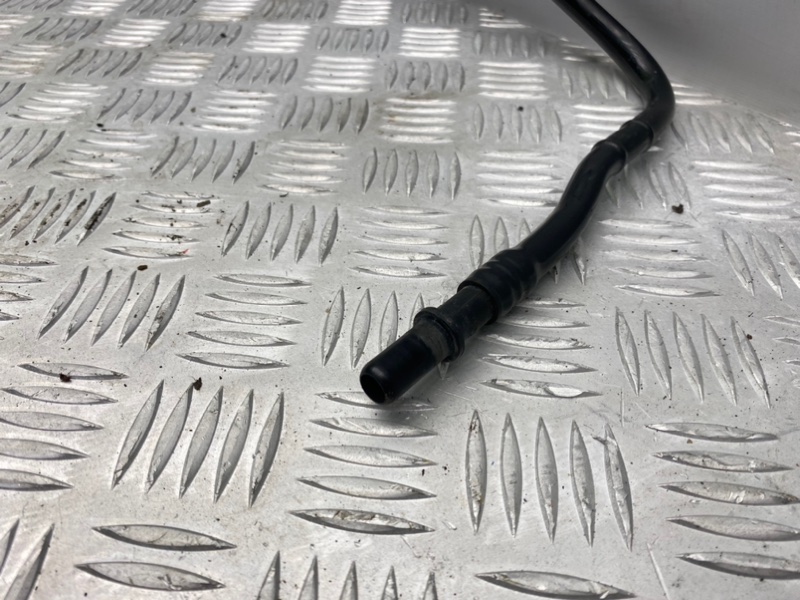 Трубка топливная, 1000 рублей, Калининград