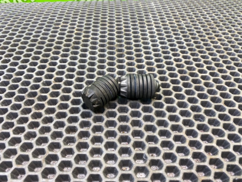 Отбойник капота, 900 рублей, Калининград