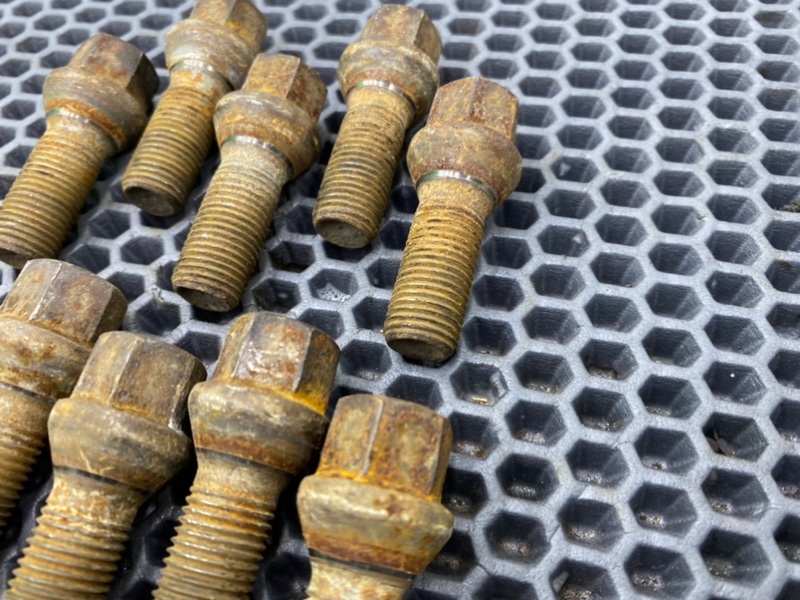 Колесные болты, 1200 рублей, Тверь