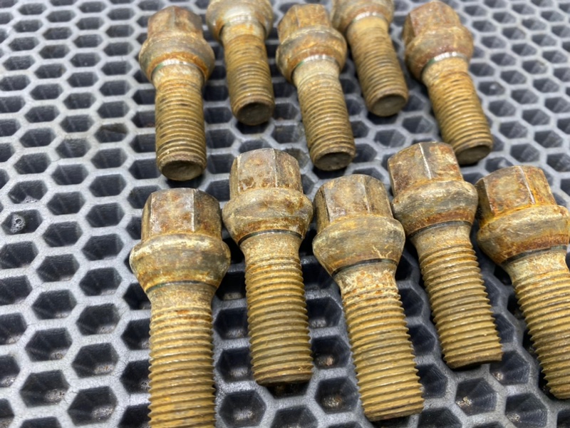 Колесные болты, 1200 рублей, Тверь