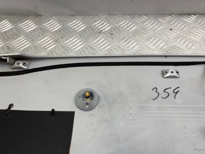 Спойлер, 2400 рублей, Калининград