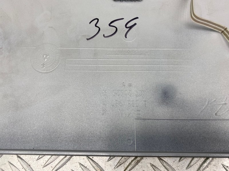 Спойлер, 2400 рублей, Калининград