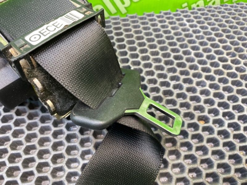 Ремень безопасности, 1000 рублей, Калининград