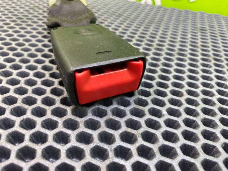 Замок ремня безопасности, 500 рублей, Калининград