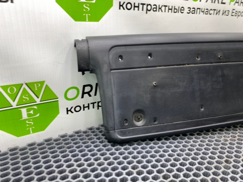 Площадка номерного знака, 1600 рублей, Калининград