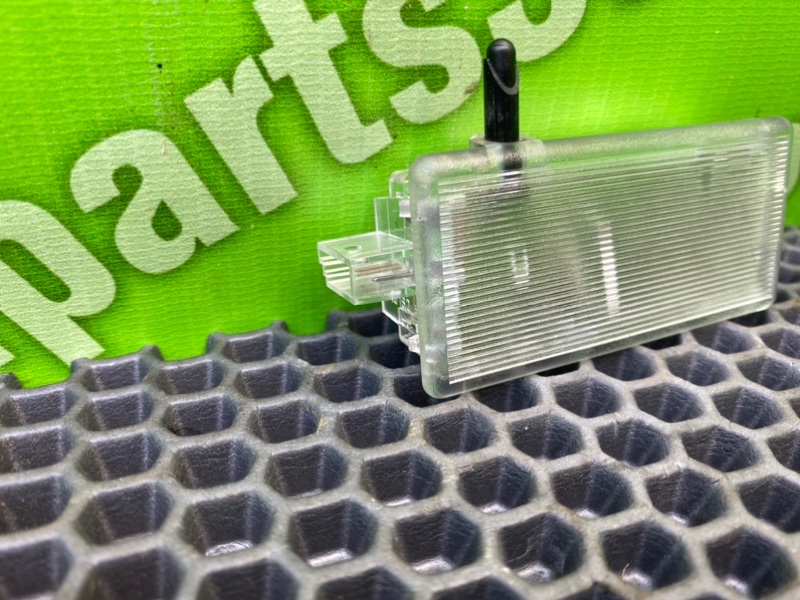 Плафон подсветки бардачка, 600 рублей, Калининград