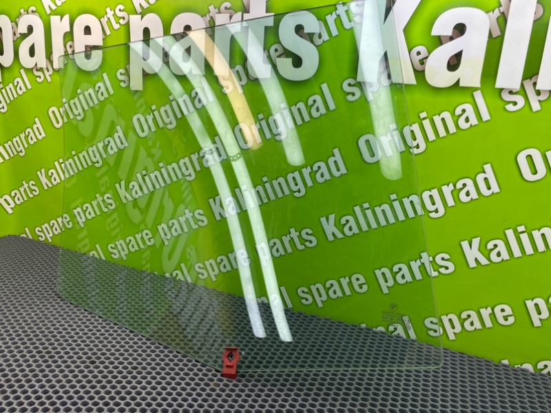 Стекло двери, 1600 рублей, Калининград