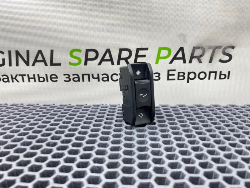 Кнопка люка, 1300 рублей, Калининград