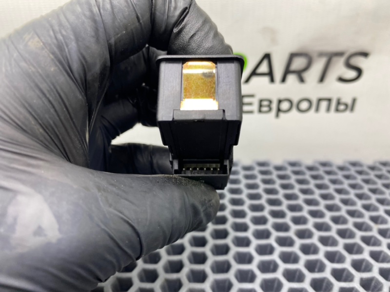 Кнопка люка, 1300 рублей, Калининград