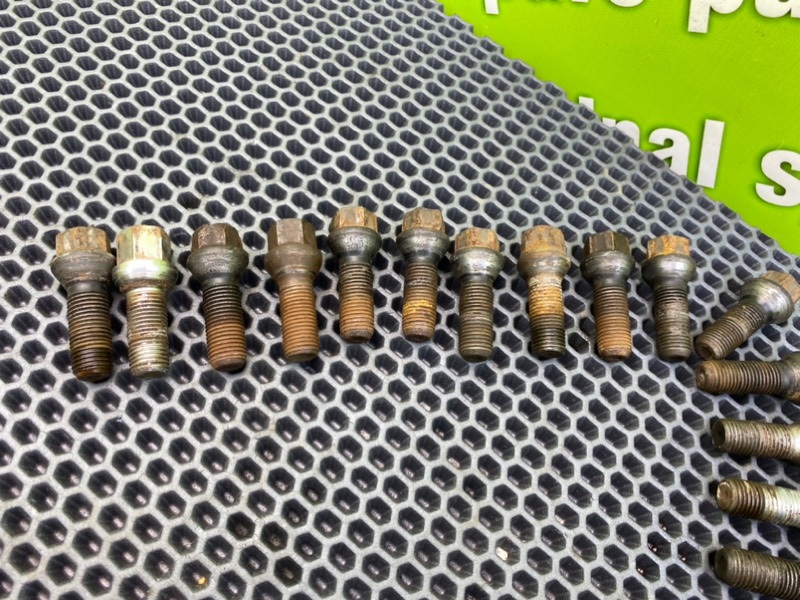 Колесные болты, 2200 рублей, Тверь