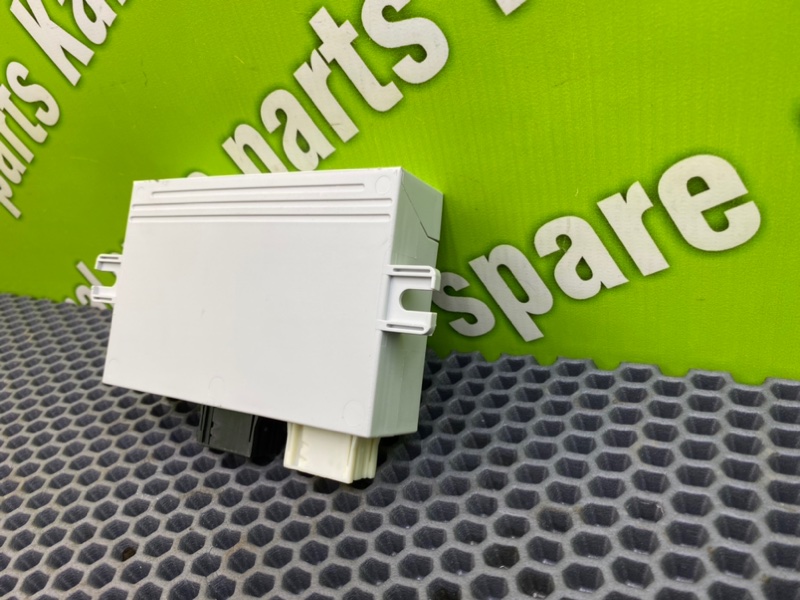 Блок, 2700 рублей, Калининград