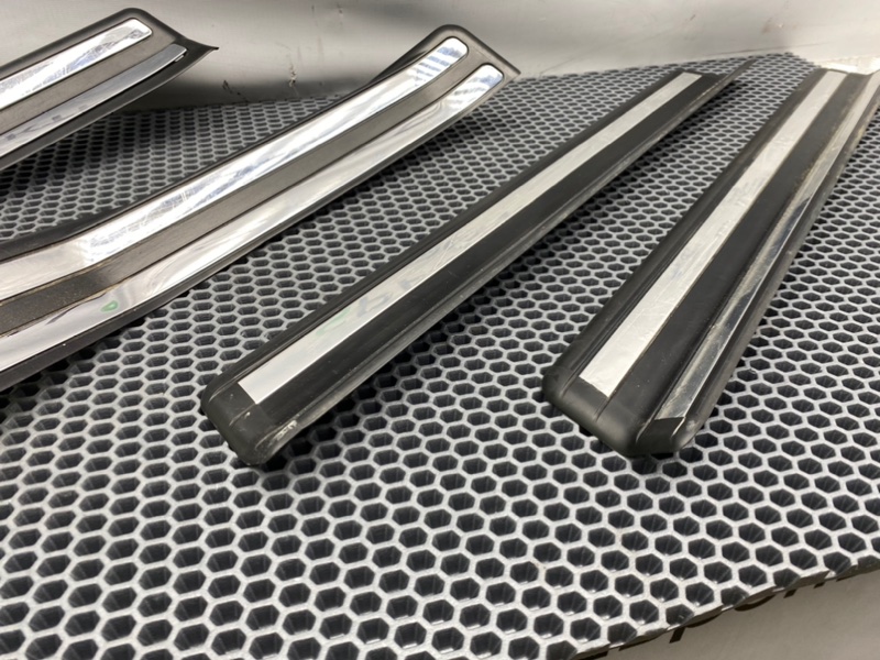 Накладки порогов, 4100 рублей, Калининград