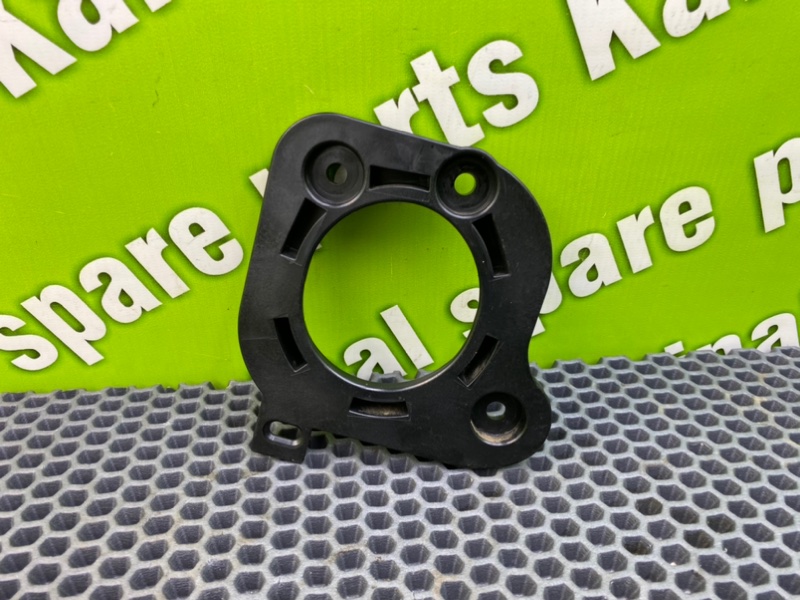 Кронштейн, 600 рублей, Калининград