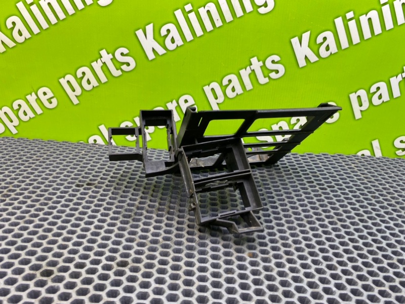 Кронштейн, 1000 рублей, Калининград