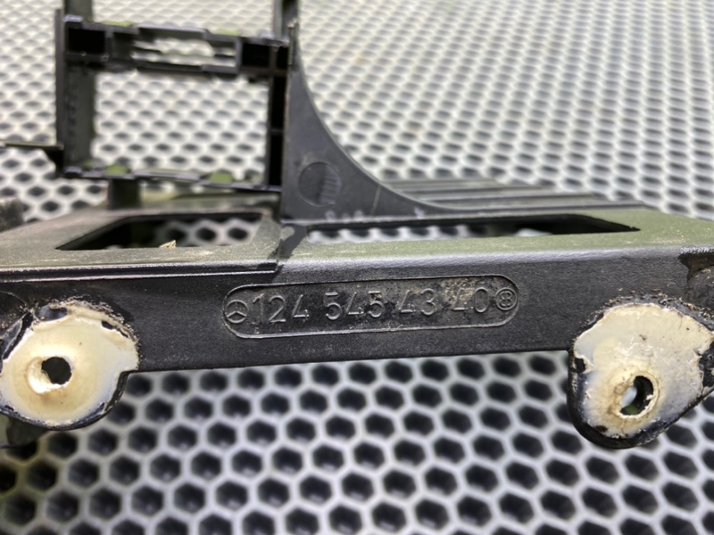 Кронштейн, 1000 рублей, Калининград