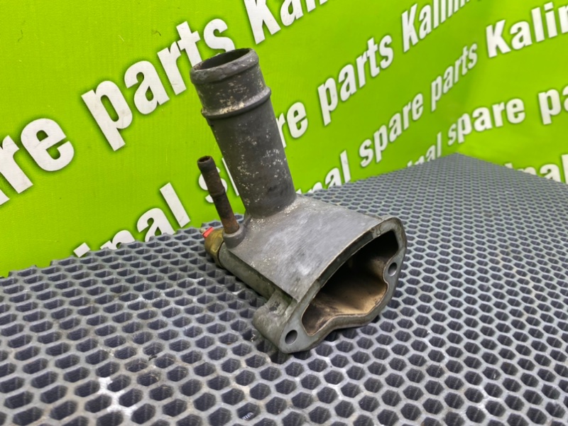 Фланец системы охлаждения, 1000 рублей, Калининград