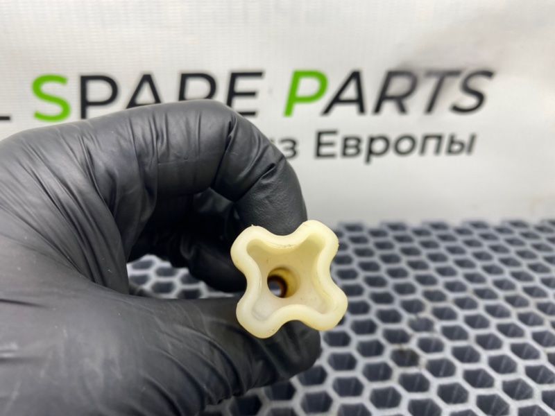 Кронштейн, 500 рублей, Калининград