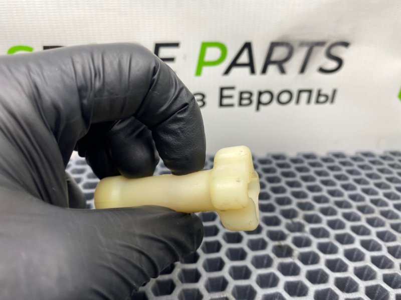 Кронштейн, 500 рублей, Калининград