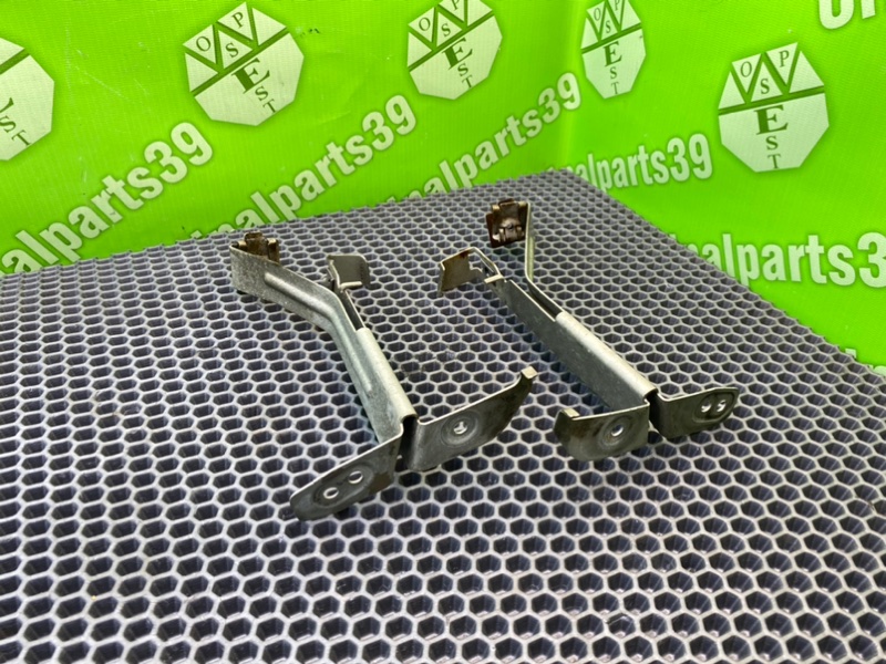 Кронштейн бампера, 1900 рублей, Калининград