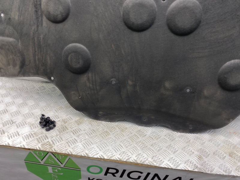 Обшивка капота, 2300 рублей, Калининград