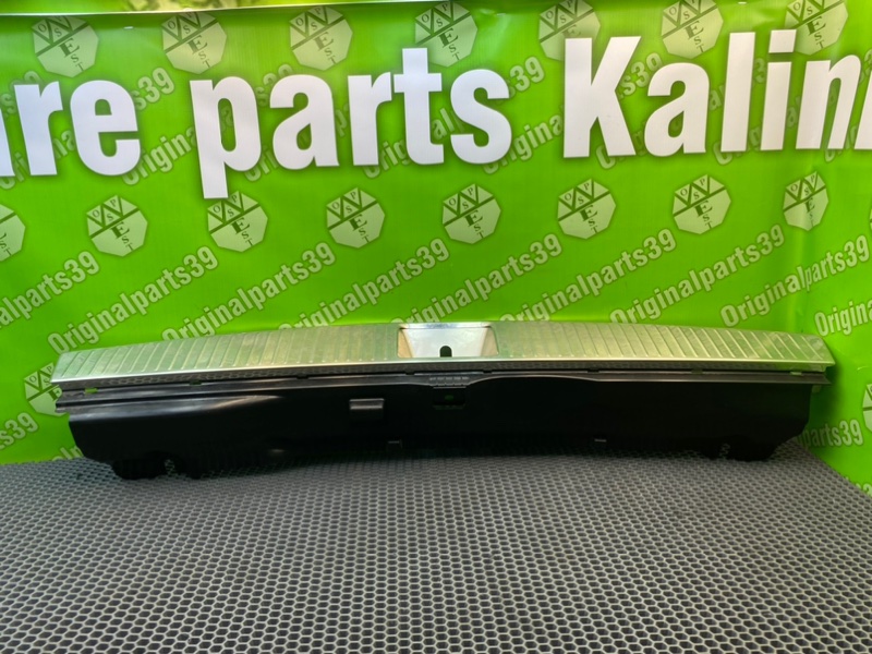 Накладка багажника, 2000 рублей, Калининград