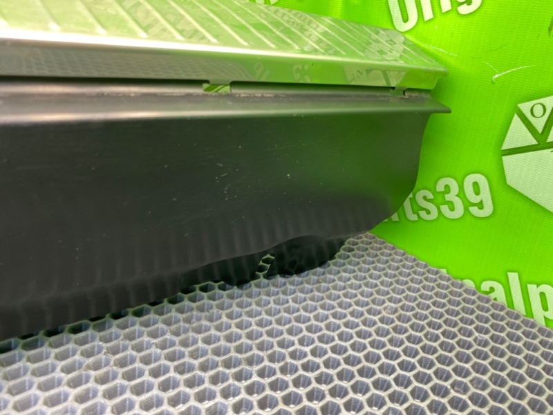 Накладка багажника, 2000 рублей, Калининград