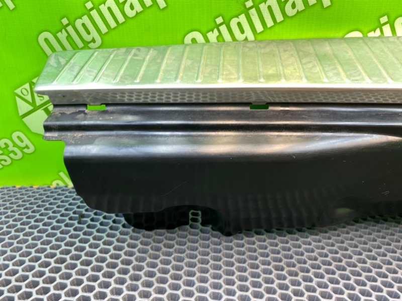 Накладка багажника, 2000 рублей, Калининград