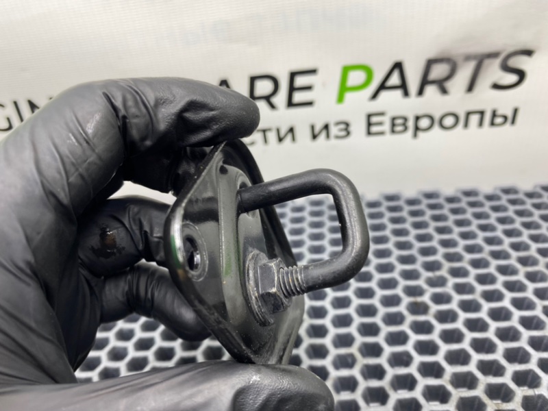 Ухо замка капота, 1500 рублей, Калининград