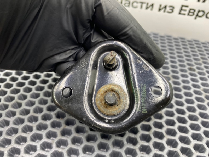 Ухо замка капота, 1500 рублей, Калининград