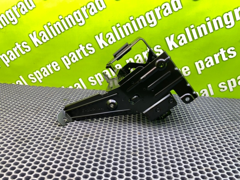 Кронштейн, 1400 рублей, Калининград