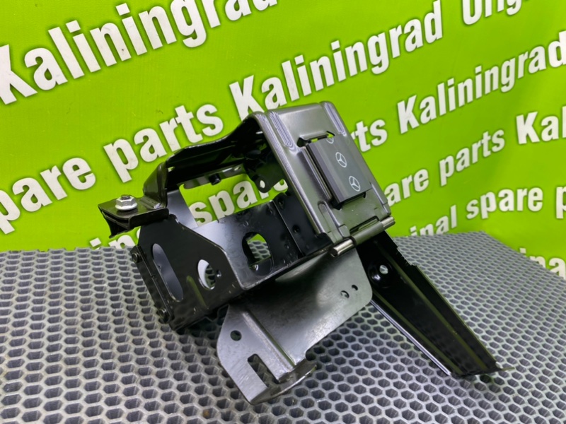 Кронштейн, 1400 рублей, Калининград