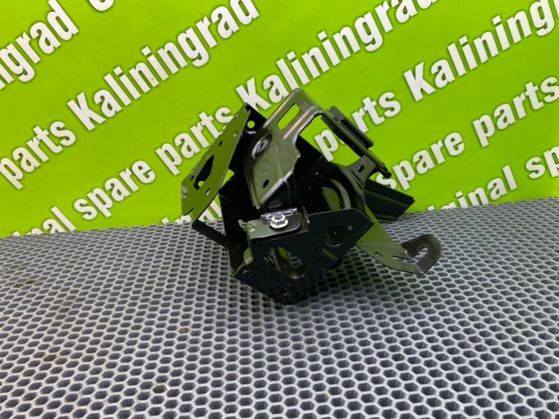 Кронштейн, 1400 рублей, Калининград