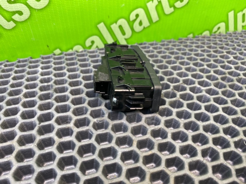 Кнопка центрального замка, 800 рублей, Калининград