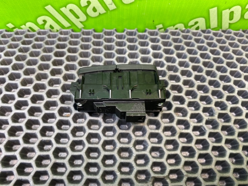 Кнопка центрального замка, 800 рублей, Калининград