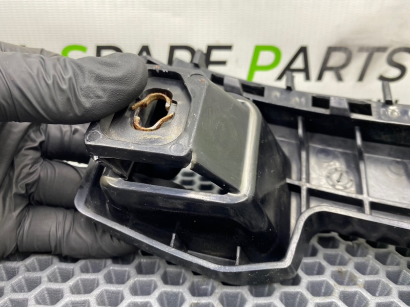 Кронштейн бампера, 1000 рублей, Калининград