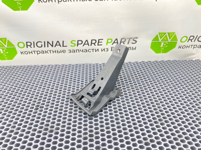 Кронштейн бампера, 1000 рублей, Калининград