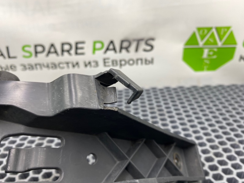 Кронштейн бампера, 1000 рублей, Калининград